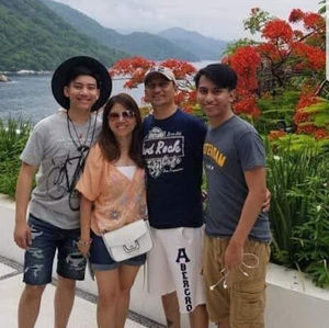 Meet your Posher, Alma